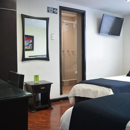 Hotel Quality Comfort House Bogotá Extérieur photo