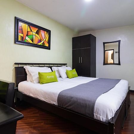 Hotel Quality Comfort House Bogotá Extérieur photo