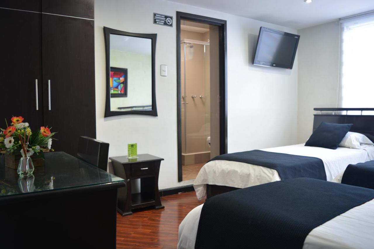Hotel Quality Comfort House Bogotá Extérieur photo