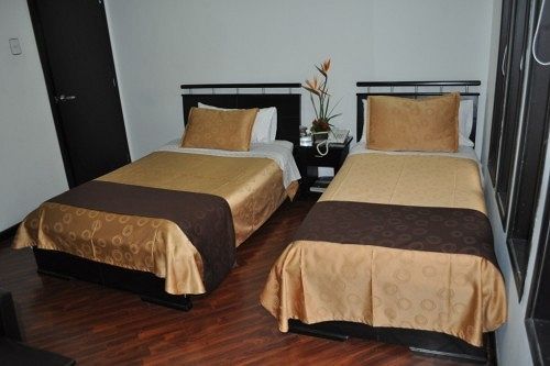 Hotel Quality Comfort House Bogotá Extérieur photo