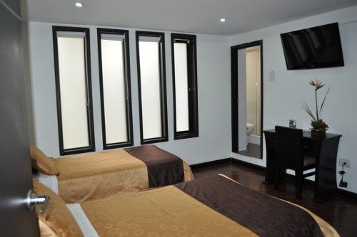 Hotel Quality Comfort House Bogotá Extérieur photo