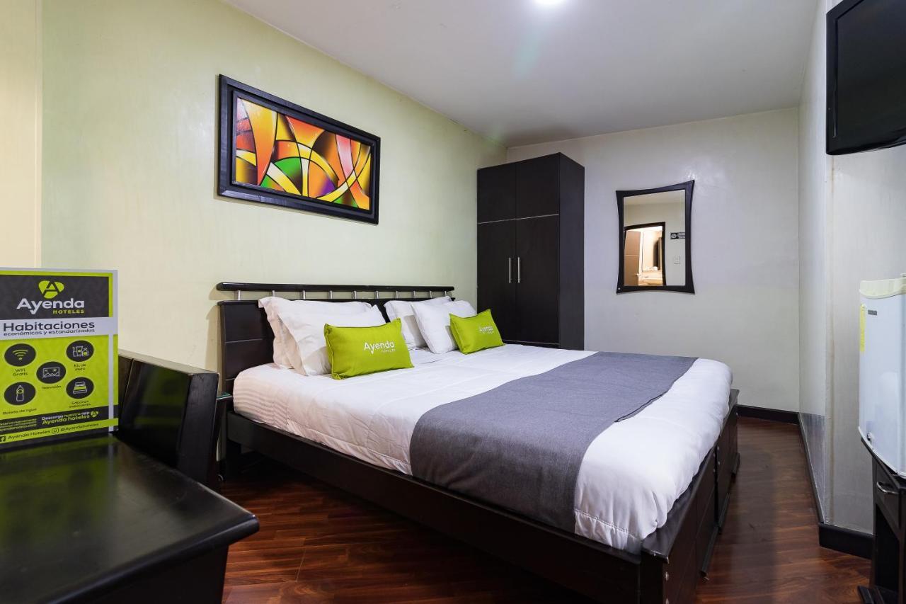 Hotel Quality Comfort House Bogotá Extérieur photo